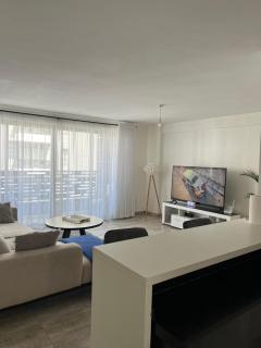 Elegant Private room in a 3BR Apartment along Ngong Road - Nairobi - 8