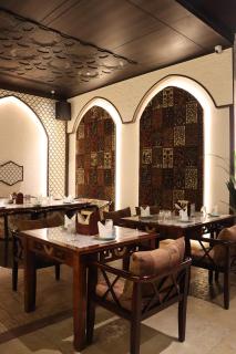 The Long D Hotel Surat Airport Rd - 6