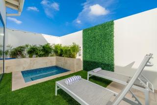 Charming 2 BR Oasis in Oranjestad by Bocobay - 4
