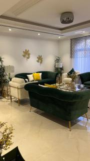 شقة غرفتين نوم وصالة وحديقة خارجية - Riyadh - 6