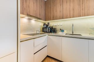 Upgraded 1BR Overlooking Palm Jumeirah & Sea Views from Living to Bedroom, Elite Residence, Dubai Marina by Deluxe Holiday Homes - 7