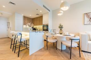 Upgraded 1BR Overlooking Palm Jumeirah & Sea Views from Living to Bedroom, Elite Residence, Dubai Marina by Deluxe Holiday Homes - 8