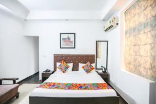 FabHotel F9 H Block Sector 51 - Noida - 1