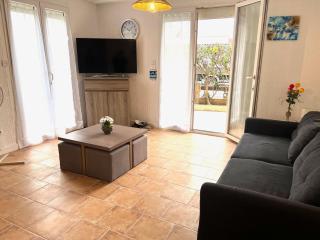 Grand appartement, en bord de mer, 8 à 10 personnes - Saint Pierre La Mer - 9