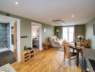 The Tractor Shed, a romantic barn retreat on the edge of Falmouth - 6