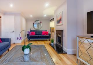 Wheelwright Mews House - Leek Wootton - 8
