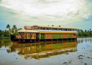 Vembanad Houseboat - Kumarakom - 3