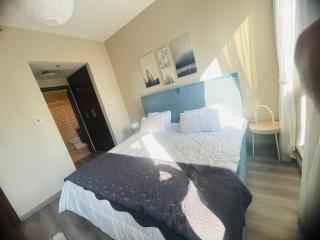 Amazing 1BR in Downtown, view Burj khalifa - 9