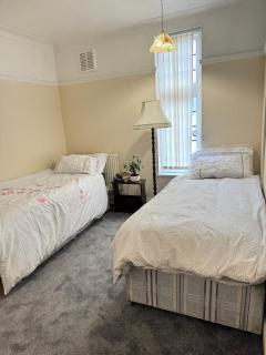 The Eastbrook Pub & Hotel - Dagenham - 2