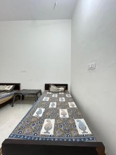 Ram krishna dormstay - Prayagraj - 7