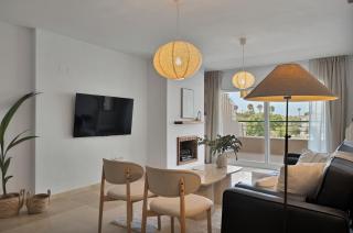 Xallas Golfside Apartment - 5