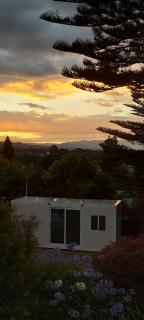 White cabin - Tauranga - 2