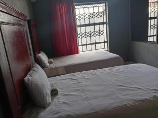 Matswabolle Guest Lodge - - 4