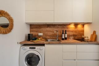 Yara Apt 40m from the Beach Jacuzzi & Rooftop - Agia Anna Naxos - 3
