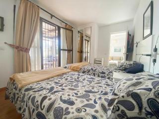 2 Bedroom with Spacious Terrace Pueblo Evita - Benalmádena - 4