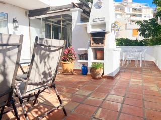 2 Bedroom with Spacious Terrace Pueblo Evita - Benalmádena - 3