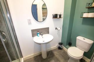 Cosy 1 Bedroom Flat-Free Parking - 1