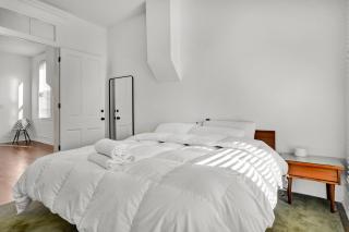 Charming Home Steps from Louisville Best Spots - 9