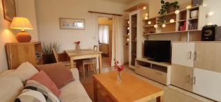 Guest House with Garden Terrace - Free Parking - 7
