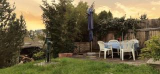 Guest House with Garden Terrace - Free Parking - 4