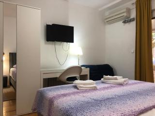 Double room with bathroom, beach close, kitchen use - Medulin (Medolino) - 1