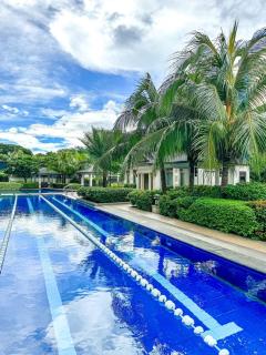 Studio Suite at Fairway Terraces near NAIA T3 - Manila - 5