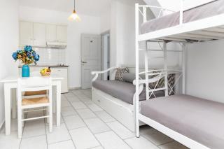 Depis studios - Naxos Chora - 2