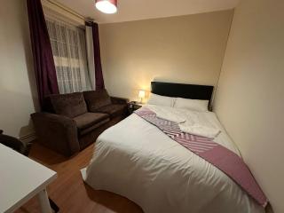 Beautiful 1 private bedroom in a shared 3-bedroom apartment minutes walk from Bethnal Green - London - 9