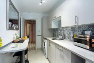 K Suites - Pleasure Beach Apartment - Skegness - 8