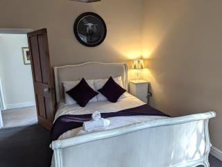 The Coach House Apartment at Cefn Tilla Court, Usk - Usk - 3