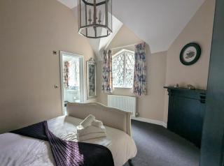 The Coach House Apartment at Cefn Tilla Court, Usk - Usk - 2