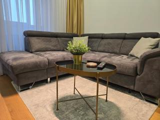Osijek Luxury Center- self check in, two free private parking, I Gundulića 82 - Osijek - 6
