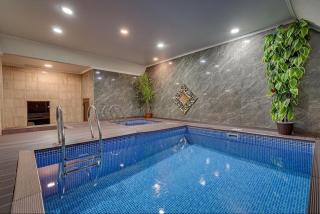 Royal Lux Hotel - Almaty - 3