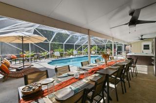 Luxury 5BR 17 Beds Retreat Pool Spa Sauna - 3