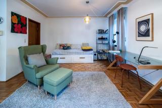 Peaceful and Convenient - Detached House Munich, Grünwald - Grünwald - 7