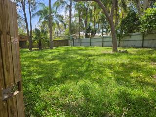 Newly renovated & tranquil surrounds - Eagleby - 8