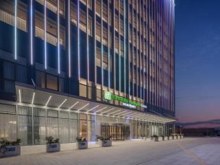 Holiday Inn Express Taizhou Toumen Port by IHG - Taizhou - 4
