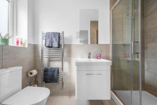 Luxurious Stylish Modern Home - 5