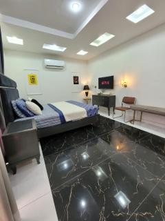 Modern Nest Studio Apartment - Lahore - 7