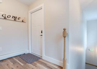 Countryside Oasis Charming 1BR Farmhouse Getaway - Gorham - 4