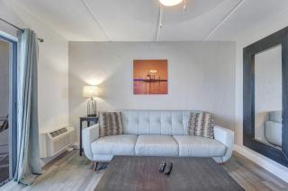 130 Direct Ocean Front 1 bedroom condo with heated pool - 7