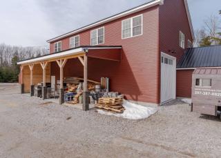 Newly Constructed Two-BR Retreat Near Portland - Gorham - 3
