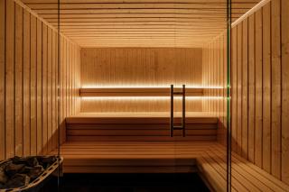 Crystal Pine Luxury Villas with Jacuzzi & Sauna by BQQK - 5