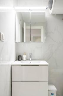 Modern Gem in Central Athens - Atene - 9