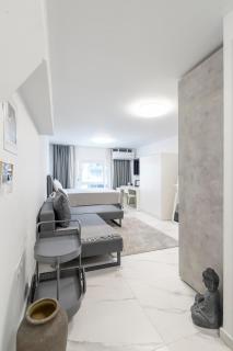 Modern Gem in Central Athens - Atene - 1