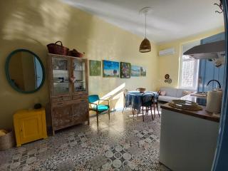 Ergzotic Apartments & Room - 8