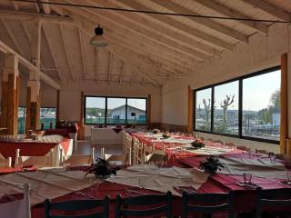 Happy Camp Mobile Homes in Lido di Sesto Camping Boats&Restaurant - 2