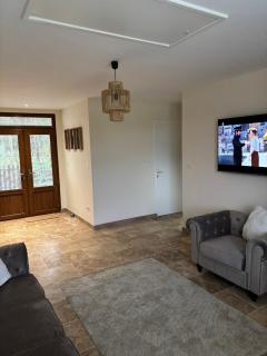 Modern 2 Bed Bungalow situated in Rives Villereal - Rives - 5