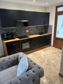 Modern 2 Bed Bungalow situated in Rives Villereal - Rives - 2