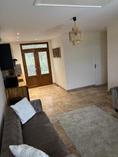 Modern 2 Bed Bungalow situated in Rives Villereal - Rives - 4